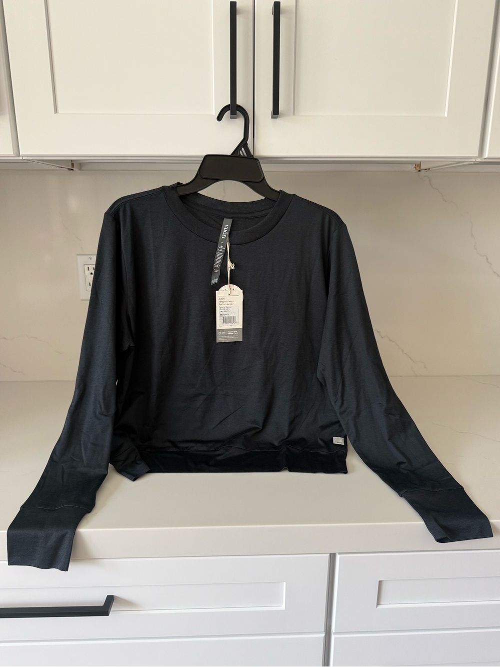 VUORI WOMEN’S DAYDREAM CREW SIZE XL-BLACK